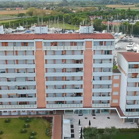 Brama * Aprilia Marittima
