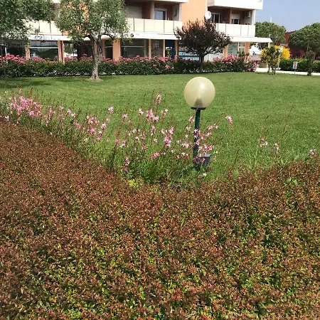 Brama * Aprilia Marittima